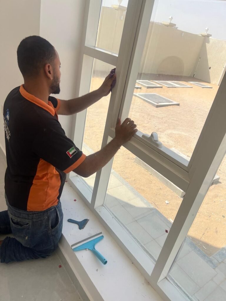 تنظيف منازل بالإمارات